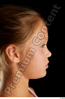 Esme  2 U head phoneme side view 0001.jpg